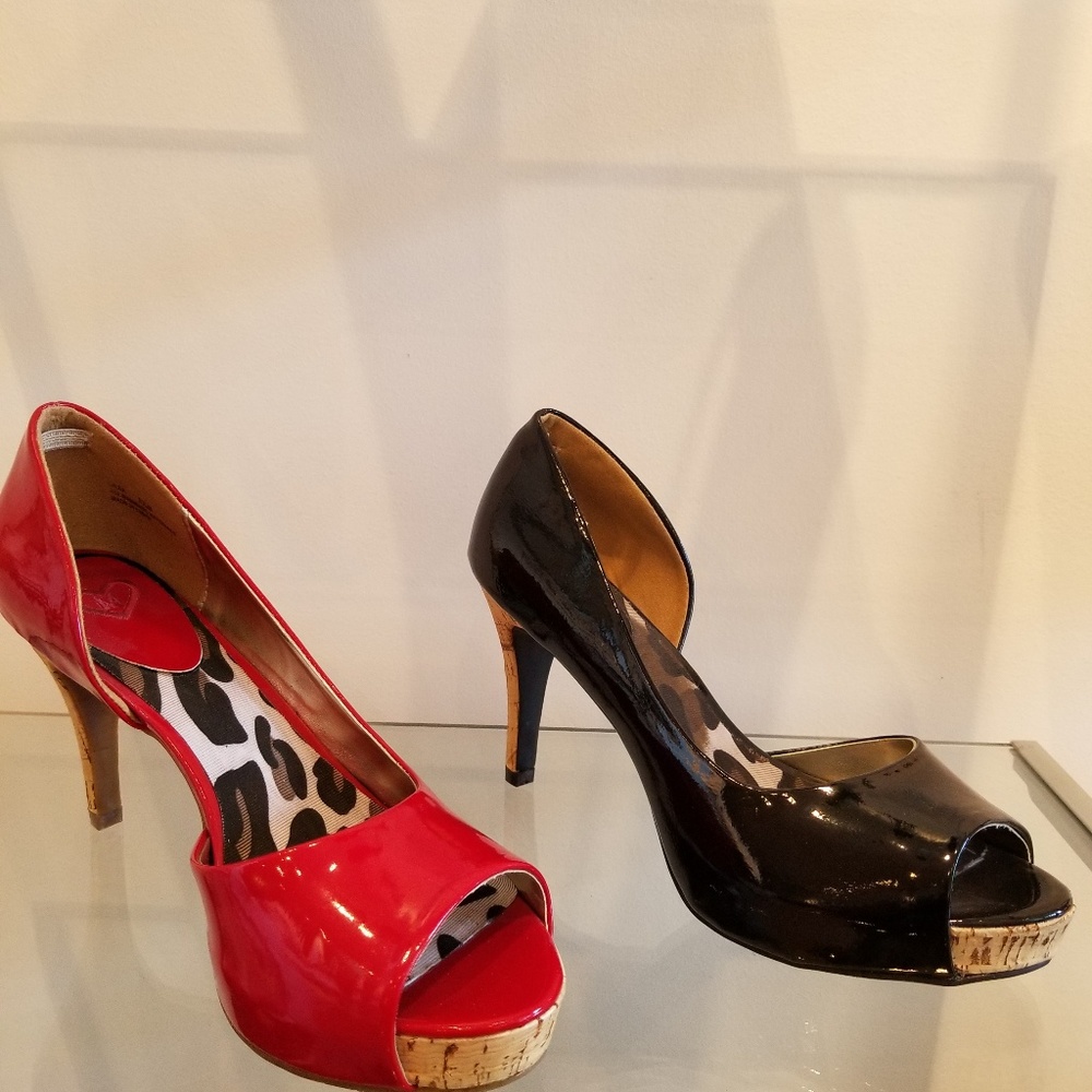 Shoes - Picture 3 of 3